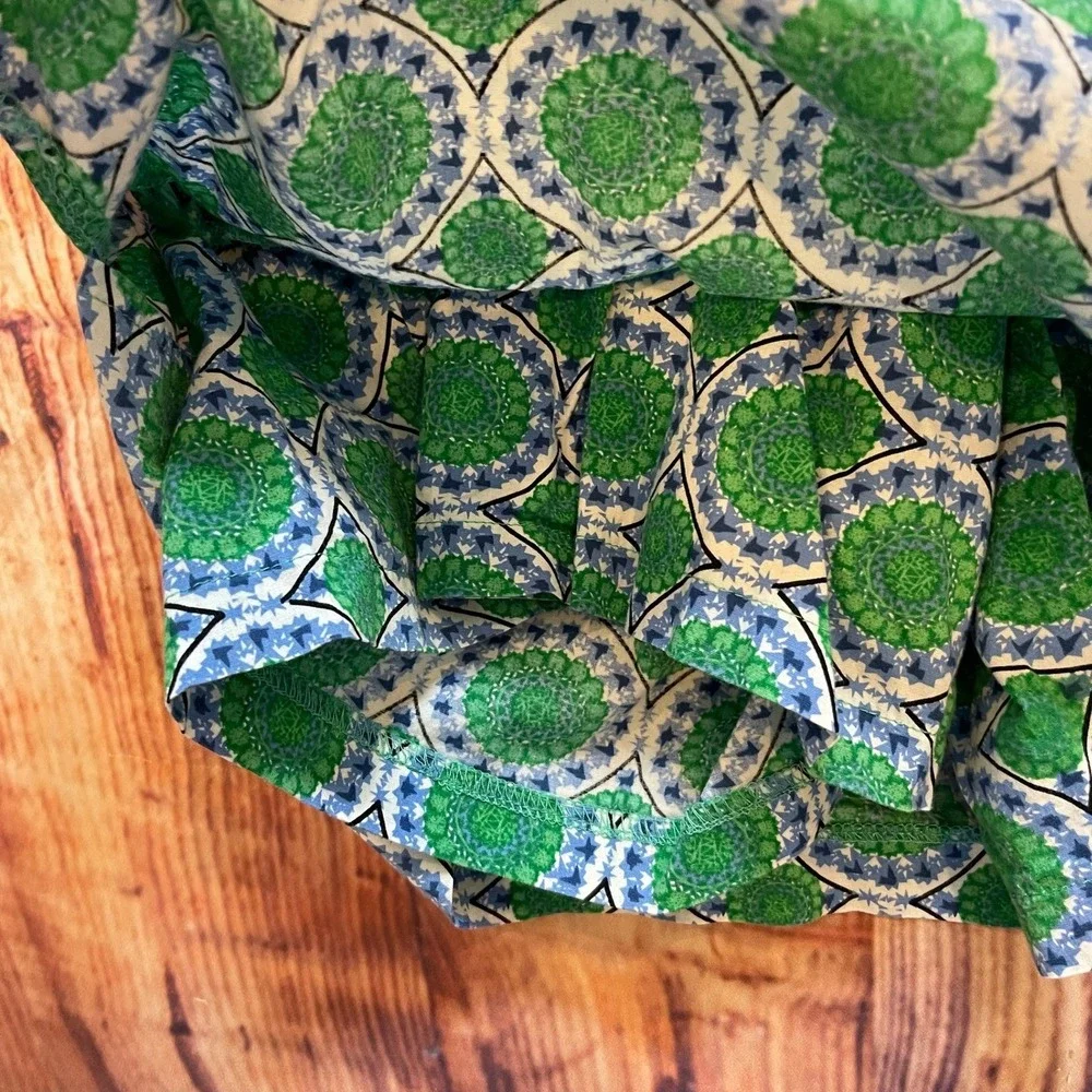 Golftini‎ Green Blue Geometric Medallion Golf Skort Womens Size 10L Zip Side